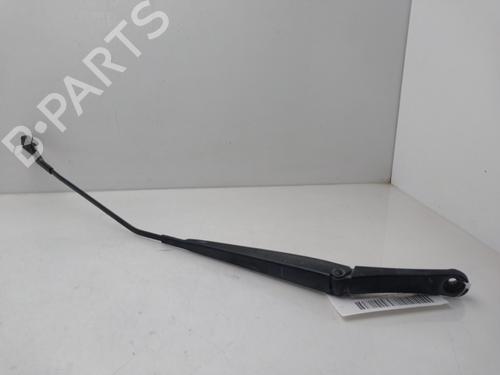 Used Front windshield wiper arm Front windshield wiper arm 37151312 37151312