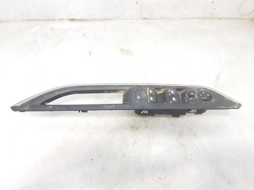 Used Left front window switch Left front window switch PEUGEOT 3008 II SUV (MC_, MR_, MJ_, M4_) 1.5 BlueHDi 130 (131 hp) 9246774 9246774