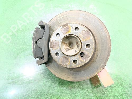 Right front steering knuckle BMW 1 Convertible (E88) 118 d | BP29928365M26