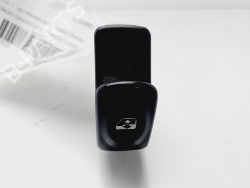 Used Right front window switch RENAULT KANGOO (KC0/1_) 1.9 dCi 4x4 (84 hp) 32163057