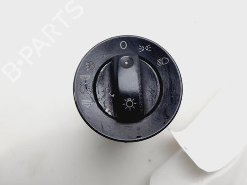 Used Headlight switch AUDI A4 B7 (8EC) 2.0 TDI 16V (140 hp) 30897732