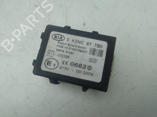 Used Control unit KIA CARENS II MPV (FJ) 2.0 CRDi (113 hp) 27671003
