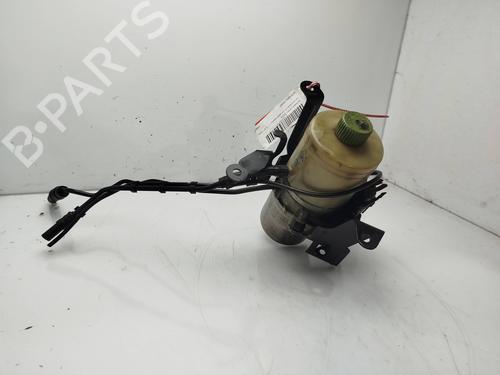 Used Steering pump VW POLO IV (9N_, 9A_) 1.4 16V (80 hp) 31930756