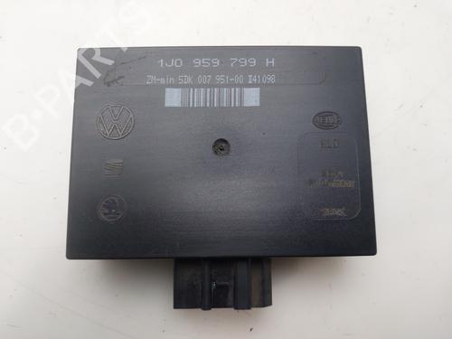 Módulo eletrónico Módulo eletrónico VW GOLF IV (1J1) 1.9 TDI (110 hp) 34722895 34722895