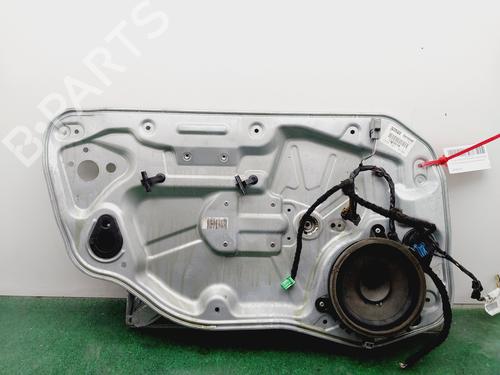 Rudehejsemekanisme ventre foran Rudehejsemekanisme ventre foran VOLVO V50 (545) 1.6 D (109 hp) 34343784 34343784