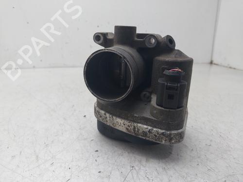 Boîtier papillon VW POLO IV (9N_, 9A_) 1.4 16V (75 hp) 31307408