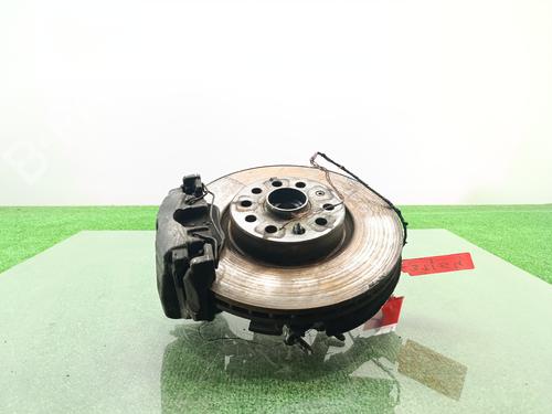 Used Left front steering knuckle VW TIGUAN (5N_) [2007-2018]  29388519