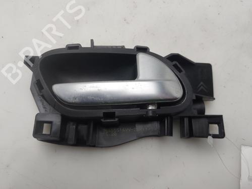 Used Rear right interior door handle Rear right interior door handle 38014354 38014354