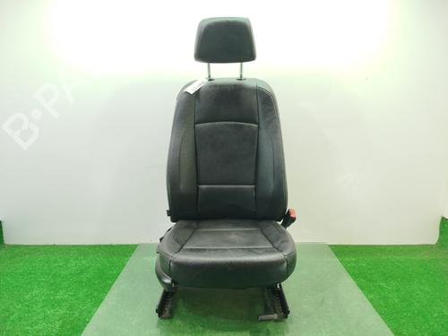 Used Right front seat BMW 1 Convertible (E88) 118 d (143 hp) 31589081
