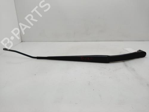 Used Front windshield wiper arm NISSAN QASHQAI II (J11, J11_) [2013-2026]  29956519