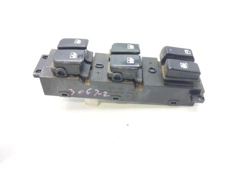 Used Left front window switch HYUNDAI SANTA FÉ II (CM) 2.2 CRDi 4x4 (155 hp) 13475769