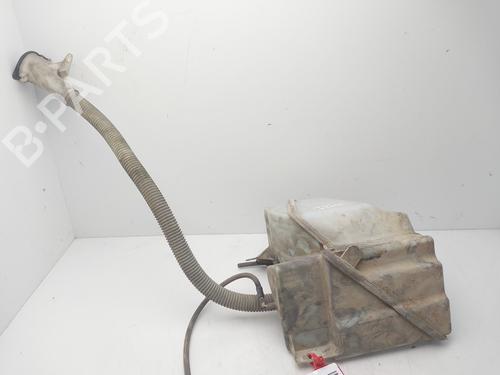 Used Windscreen washer tank LAND ROVER RANGE ROVER III (L322) 3.0 D 4x4 (177 hp) 32015535