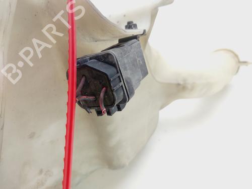 Windscreen washer tank CHRYSLER 300C (LX, LE) 3.0 CRD | BP30089458C113 