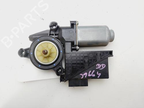 Used Right front window motor SKODA FABIA I Combi (6Y5) 1.2 (64 hp) 30133578