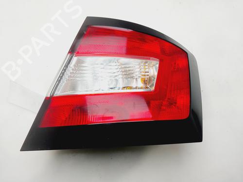 Used Right taillight Right taillight SKODA FABIA III (NJ3) 1.2 TSI (90 hp) 32491400 32491400