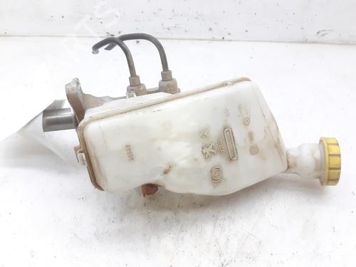 Used Brake master cylinder PEUGEOT 208 I (CA_, CC_) 1.6 HDi (92 hp) 8336492