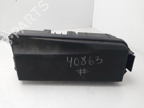 Used Fuse box Fuse box 37294548 37294548