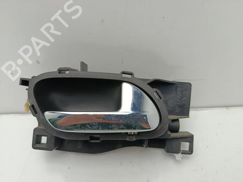 Høyre bak invendig håndtak PEUGEOT 407 (6D_) 2.0 (6DRFNB, 6DRFNE) (136 hp) 30897435
