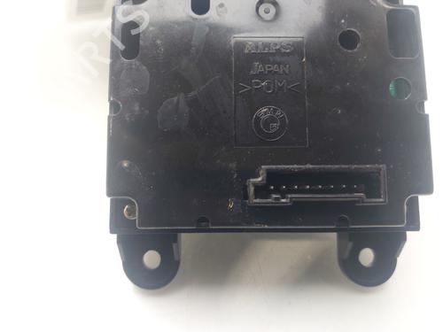 Switch BMW 5 (E60) 523 i | BP16525757I30 