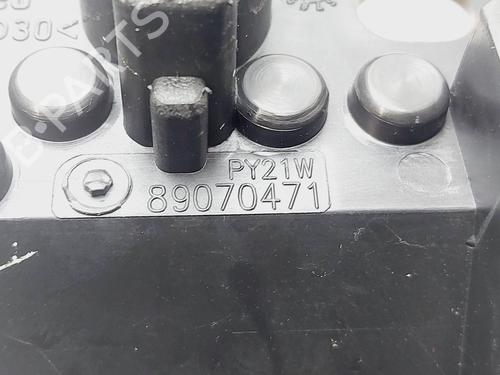 Lamp holder TOYOTA AVENSIS Saloon (_T25_) 2.0 D-4D (ADT250_, ADT250R) | BP32288855L10