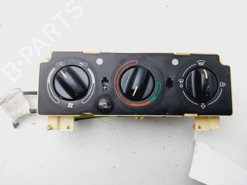 Used Climate control PEUGEOT 306 (7B, N3, N5) 1.6 SR (89 hp) 29393646