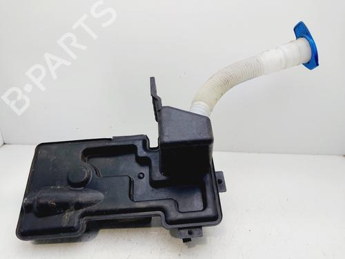 Windscreen washer tank VW TIGUAN (5N_)  | BP29584648C113 