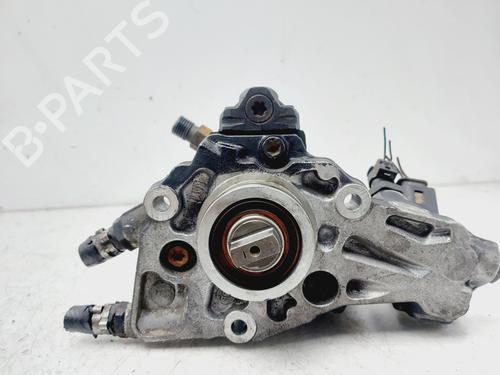 Used Injection pump MERCEDES-BENZ C-CLASS (W204) [2007-2015]  28372735
