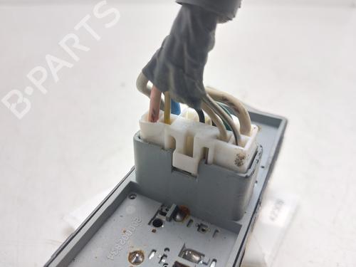 Right front window switch KIA CARENS III MPV (UN) 2.0 CRDi 140 | BP37148969I26 - Image 2