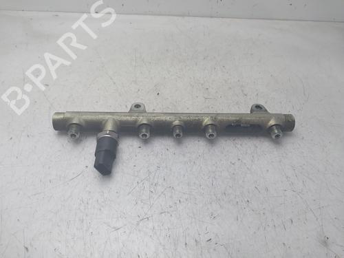 Used Injection rail RENAULT SCÉNIC I MPV (JA0/1_, FA0_) [1999-2010]  30733078