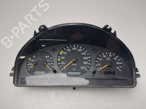 Used Instrument cluster MERCEDES-BENZ M-CLASS (W163) ML 320 (163.154) (218 hp) 32495074