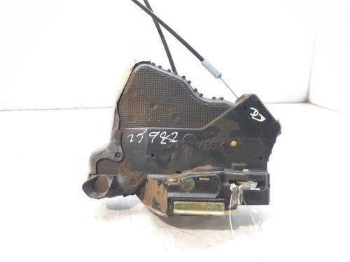 Used Front right lock TOYOTA COROLLA (_E12_) 2.0 D-4D (CDE120R, CDE120L_) (116 hp) 8525657