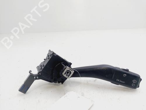 Used Steering column stalk SEAT LEON (1P1) [2005-2013]  23337307