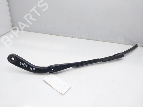 Used Front windshield wiper arm BMW 1 (F21) 116 d (116 hp) 11700328