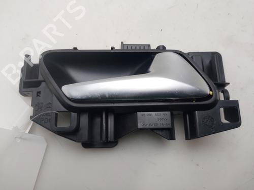 Used Front right interior door handle Front right interior door handle PEUGEOT 208 II (UB_, UP_, UW_, UJ_) [2019-2026] 33754575 33754575