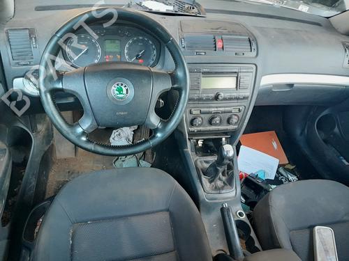 Front left lock SKODA OCTAVIA II (1Z3) 1.9 TDI | BP16074301C98 