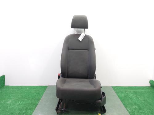 Left front seat VW GOLF PLUS V (5M1, 521) 1.9 TDI | BP26719160C15 