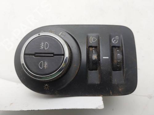 Used Headlight switch Headlight switch 38870250 38870250