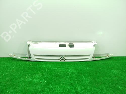 Used Grille CITROËN SAXO (S0, S1) 1.5 D (57 hp) 28575896