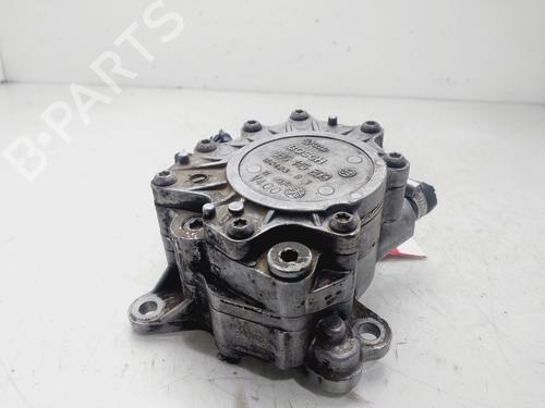 Used Vacuum pump AUDI A3 (8P1) [2003-2013]  29450944
