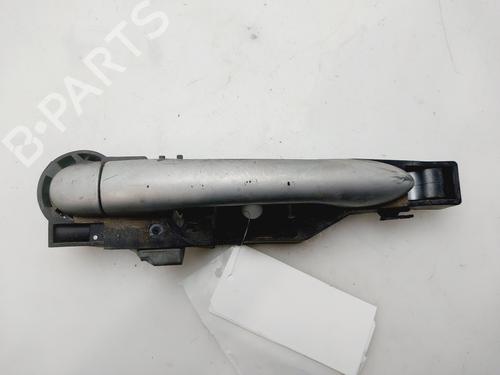 Used Front right exterior door handle RENAULT CLIO III (BR0/1, CR0/1) 1.5 dCi (C/BR0G, C/BR1G) (68 hp) 31143945