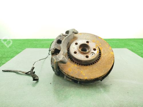Used Left front steering knuckle VOLVO XC70 II (136) D5 AWD (205 hp) 24664538