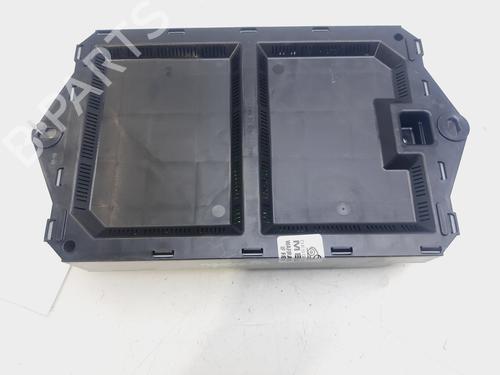 Used Fuse box JAGUAR XF I (X250) 2.7 D (207 hp) 18909937