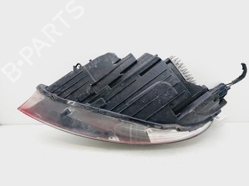 Right headlight VOLVO V40 Hatchback (525)  | BP31670317C29 