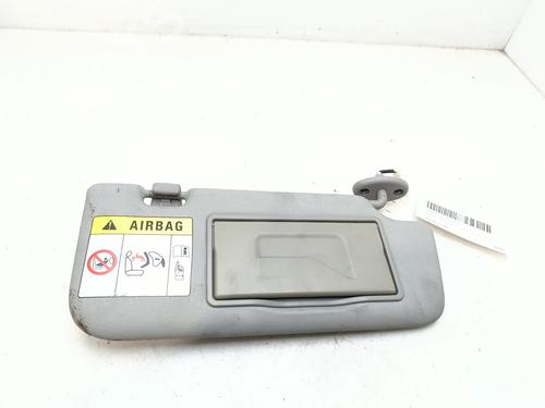 right-sun-visor-ssangyong-xlv-suv-2016-36361413 main image