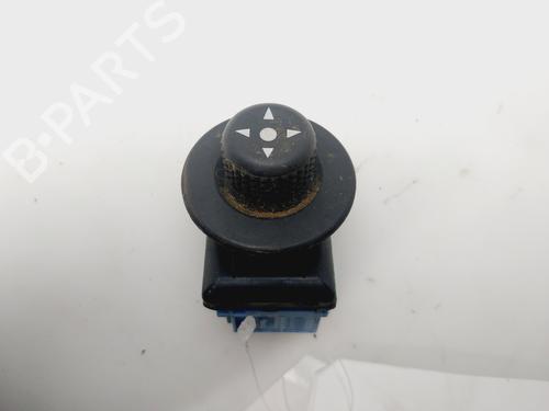 Used Mirror switch CITROËN BERLINGO / BERLINGO FIRST MPV (MF_, GJK_, GFK_) 1.4 i bivalent (MFKFW) (75 hp) 32160046