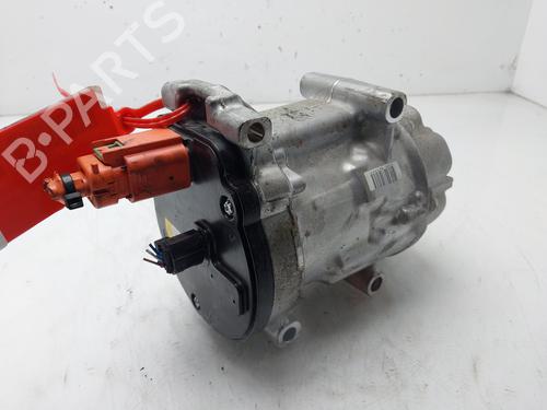 Used AC compressor TOYOTA YARIS CROSS (MXP_) [2020-2026]  32436581