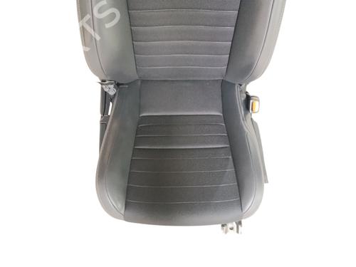 Right front seat LEXUS IS III (_E3_) 300h (AVE30_, AVE30R) | BP31621453C16 