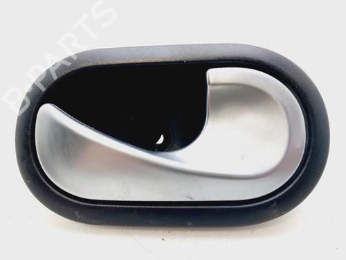 Used Front right interior door handle RENAULT CLIO III (BR0/1, CR0/1) 1.4 16V (98 hp) 30120305
