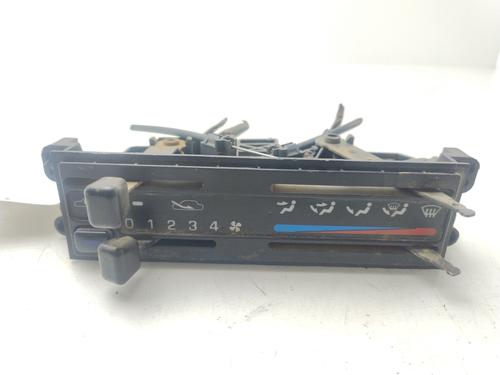 Used Climate control NISSAN PICK UP (D22) [1997-2025]  31026651