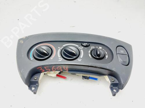 Used Climate control RENAULT MEGANE I Classic (LA0/1_) 1.6 16V (LA00, LA04, LA0B, LA11, LA16, LA19, LA1J, LA1K,... (107 hp) 19935443